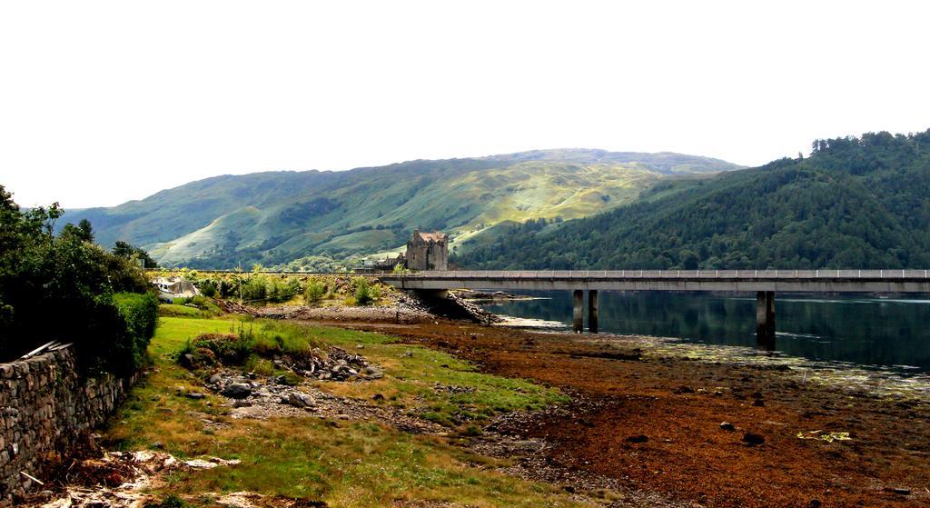 Eilean Donan View Villa ดอร์นี ภายนอก รูปภาพ